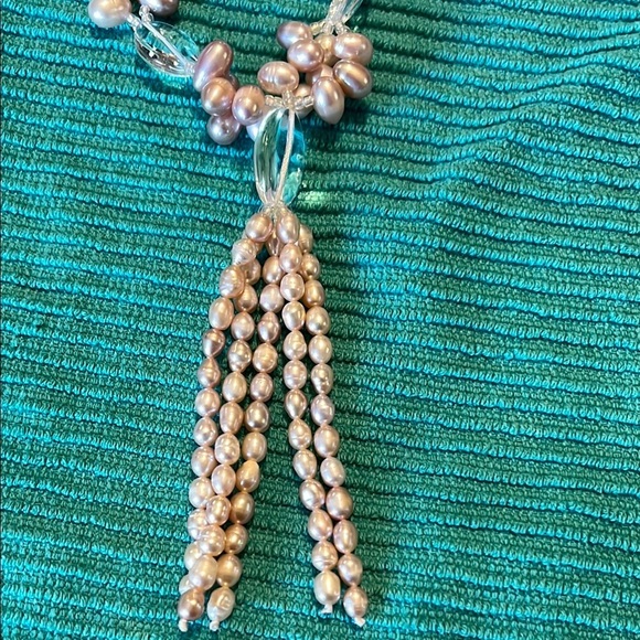 Elegant Pink Beaded Necklace - Picture 3 of 6